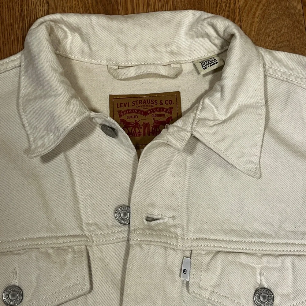 Levis Mens Cream Denim Trucker Jacket L Button Streetwear Utility Classic - Picture 3 of 9